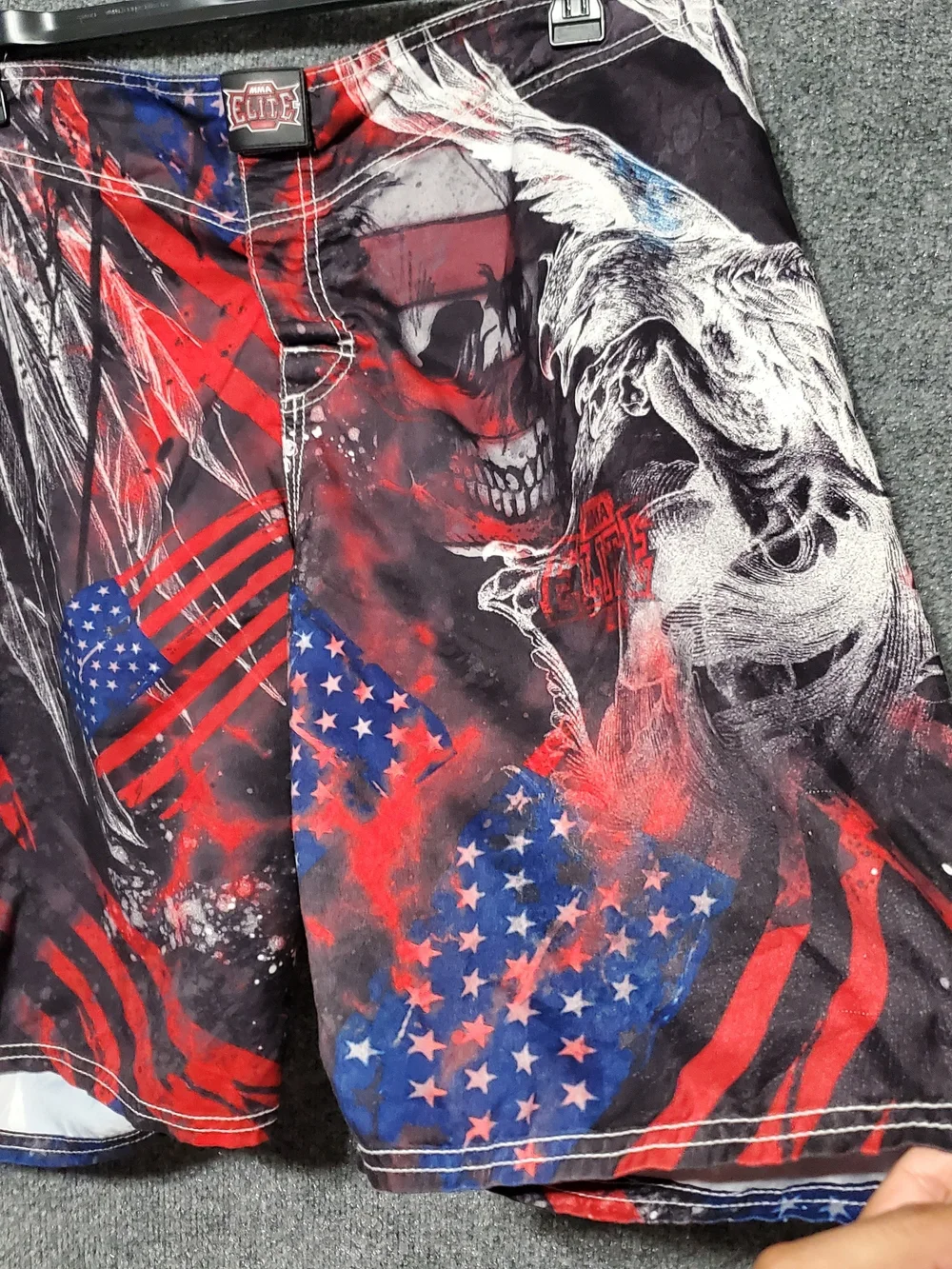 Vintage MMA Elite American Flag Skull Fight Board Shorts Mens L Patriotic USA